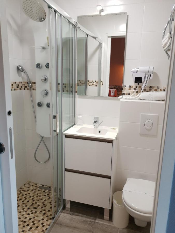 Fasthotel Le Rale Des Genets - Un Hotel Fh Collection Dun-sur-Meuse Zewnętrze zdjęcie