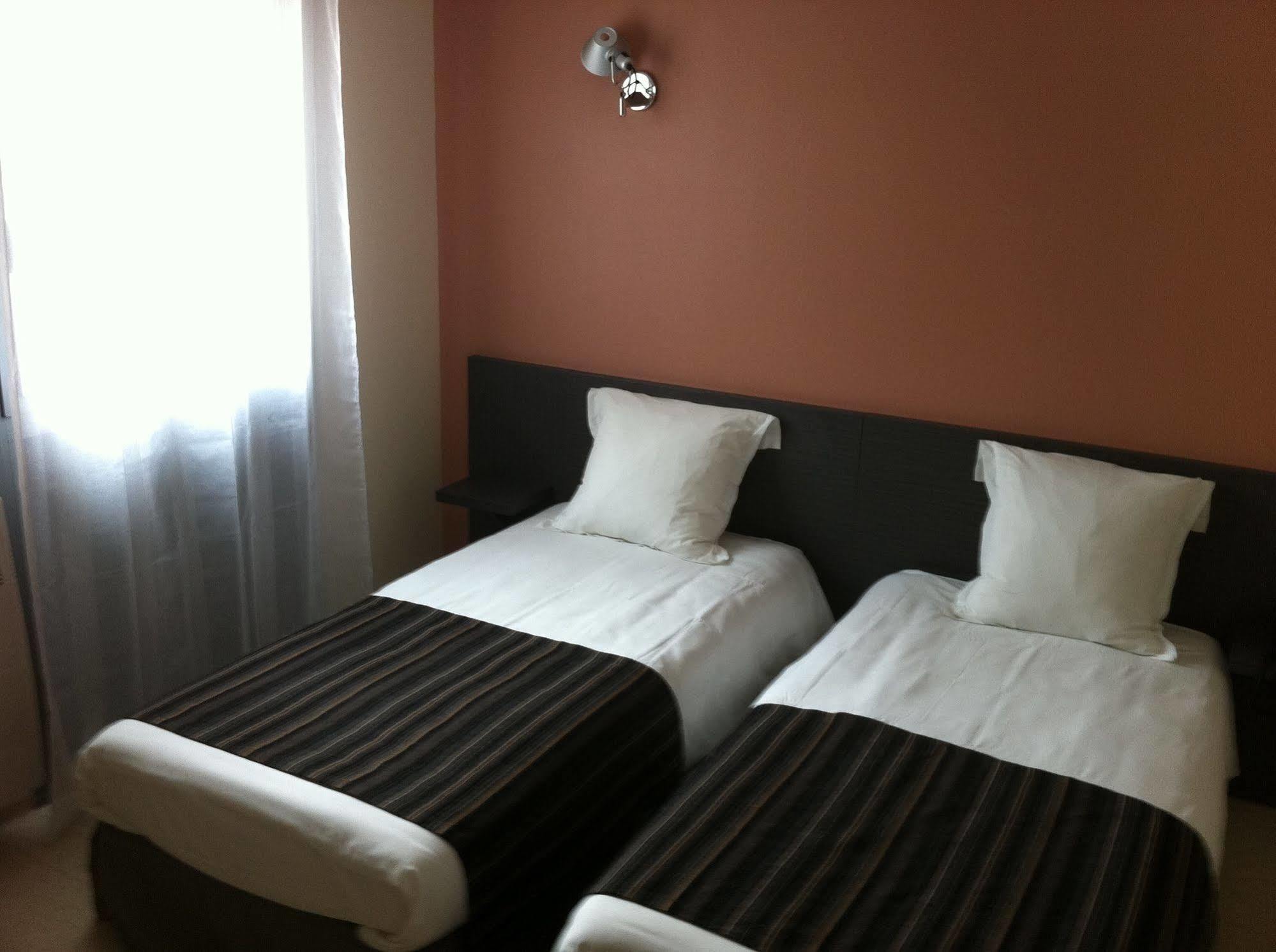 Fasthotel Le Rale Des Genets - Un Hotel Fh Collection Dun-sur-Meuse Zewnętrze zdjęcie